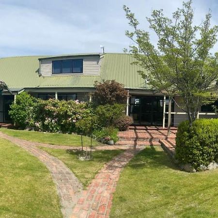 Twizel Central Studio Accommodation Екстериор снимка