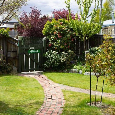Twizel Central Studio Accommodation Екстериор снимка