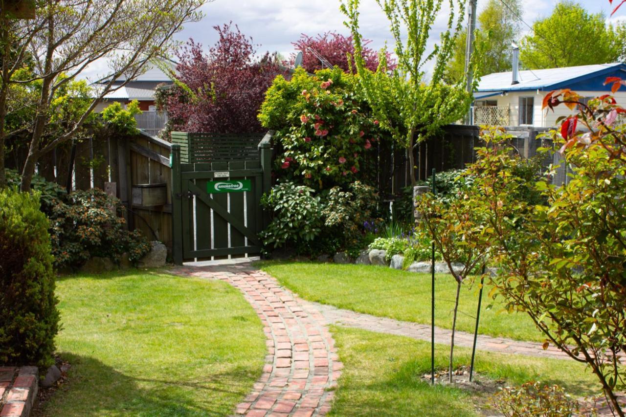 Twizel Central Studio Accommodation Екстериор снимка